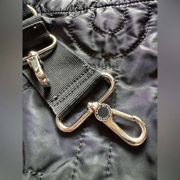 Marc By Marc Jacobs Eliza Nylon Travel Crossbody Tote Bag In Black - Picture 14 of 16